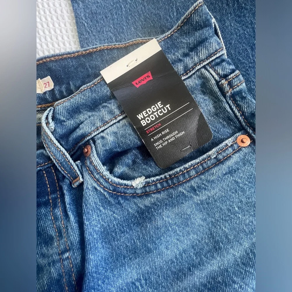 Levi's wedgie boot 27x32 Blue Denim Jeans - Picture 3 of 10